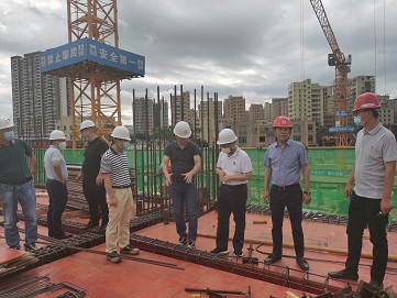 嚴(yán)抓施工安全，緊抓工程進(jìn)度，狠抓工程質(zhì)量
